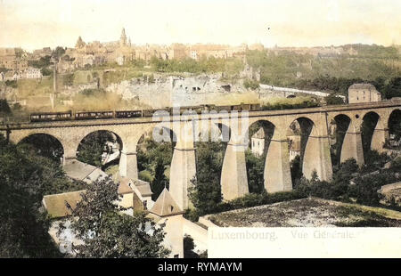 Schienenverkehr in Luxemburg, Viaduc de Clausen, Blick auf die Stadt Luxemburg, 1905, Luxembourg District, Postkarten der Stadt Luxemburg, Luxemburg, Vue Generale mit Eisenbahn Stockfoto