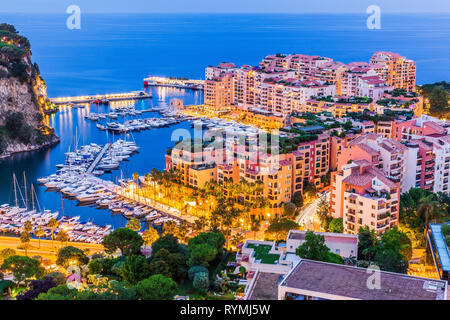 Monte Carlo, Monaco. Panoramablick auf den Hafen von Fontvieille. Stockfoto