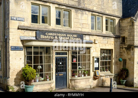 Painswick, eine kleine Stadt in den Cotswolds Southen Gloucesteshire UK Cardynham House Bistro und Guest House Stockfoto