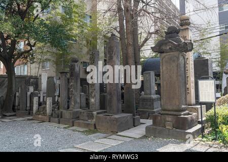 Denkmäler und Gräber, Ekō-in, Sumida-Ku, Tokio, Japan Stockfoto