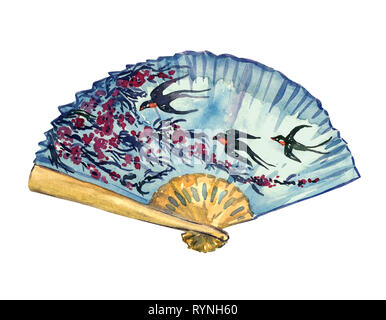 Traditionelle asiatische Lüfter mit Cherry Blossom und fliegende Schwalben auf blauer Himmel, Handgemalten Aquarell Abbildung isoliert auf weißem Stockfoto