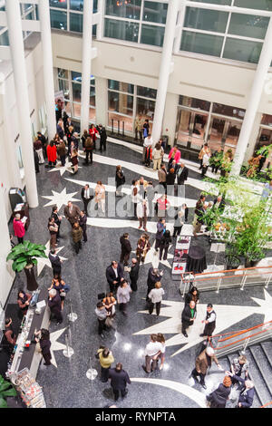 Miami Florida, Biscayne Boulevard, Adrienne Arsht Center for the Performing Arts, Sanford und Dolores Schiff Ballet Opera House beherbergt Wohnhäuser Stockfoto