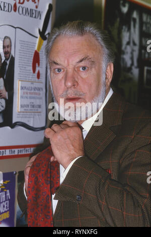 Englischer Schauspieler, Sir Donald Sinden ca. 80er Jahre Stockfoto