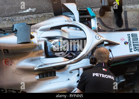 Barcelona, Spanien. Feb, 26., 2019 - Valtteri Bottas fahren die (77) MERCEDES AMG PETRONAS-F1-Team Mercedes W10 am Anschluss Tag 5 von F1 Winter Testen Stockfoto