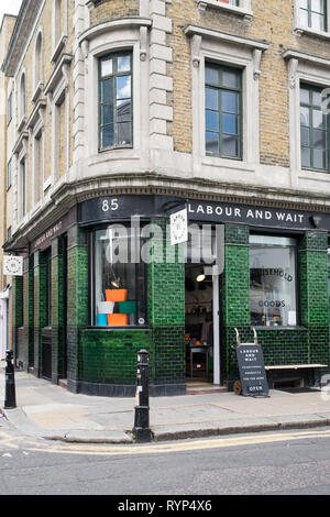 Arbeit und Warten shop Exterieur in Shoreditch, London, England. Stockfoto