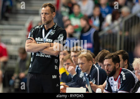 Hannover, Deutschland. 14 Mär, 2019. Handball: Bundesliga, der TSV Hannover-Burgdorf - SG Flensburg-Handewitt, 24. Spieltag in der TUI Arena. Flensburg Trainer Maik Machulla ist an der Seitenlinie. Credit: Swen Pförtner/dpa/Alamy leben Nachrichten Stockfoto