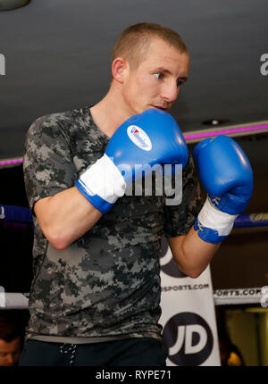 Hilton Hotel Liverpool, Liverpool, UK. 14 Mär, 2019. Matchroom Boxen, Liam Smith gegenüber Sam Eggington öffnen Training; Cheshire Kämpfer Paul Butler "Das Baby Assassin" auf der heutigen offenen Training konfrontiert vor seinem Schwergewicht Kampf gegenüber einem noch namenlosen Gegner in Liverpool ist M&AMP;s Bank Arena am 30. März Credit: Aktion plus Sport/Alamy leben Nachrichten Stockfoto