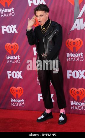 Los Angeles, CA, USA. 14 Mär, 2019. Bei der Ankunft für 2019 iHeartRadio Music Awards - Teil 2, Microsoft Theatre, Los Angeles, CA März 14, 2019 Yungblud. Credit: Elizabeth Goodenough/Everett Collection/Alamy leben Nachrichten Stockfoto