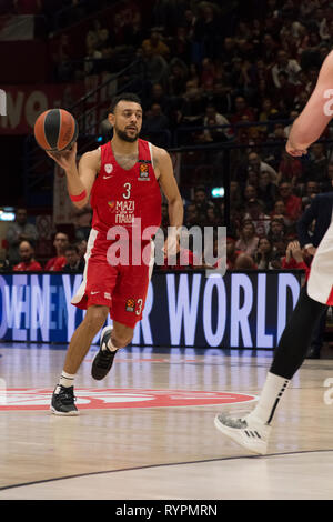 Nigel Williams-Goss, #3 von Olympiakos Piräus während des 2018/2019 Turkish Airlines EuroLeague Saison Runde 26 Spiel zwischen AX Armani Exchange Olimpia Milano und Olympiakos Piräus an Mediolanum Forum in Mailand. Final Score: Olimpia Milano 66 - 57 Olympiakos Piräus Credit: Stefanos Kyriazis/Alamy leben Nachrichten Stockfoto