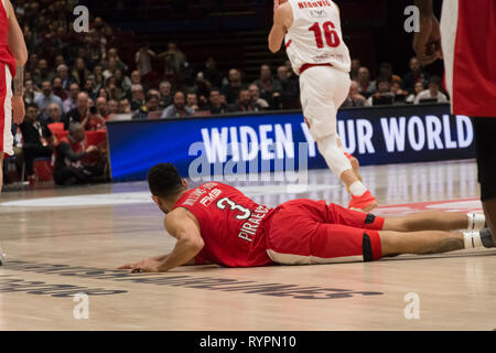 Nigel Williams-Goss, #3 von Olympiakos Piräus während des 2018/2019 Turkish Airlines EuroLeague Saison Runde 26 Spiel zwischen AX Armani Exchange Olimpia Milano und Olympiakos Piräus an Mediolanum Forum in Mailand. Final Score: Olimpia Milano 66 - 57 Olympiakos Piräus Credit: Stefanos Kyriazis/Alamy leben Nachrichten Stockfoto