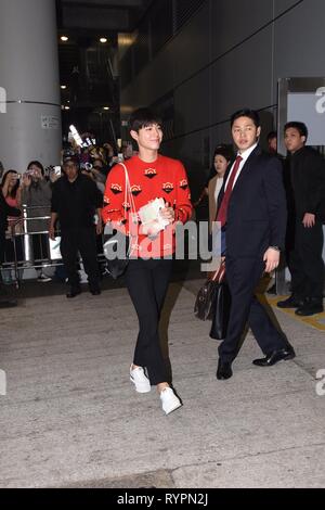 Hongkong, China. 14 Mär, 2019. Park Bo Gummi kam nach Hongkong für Fan Meeting Konferenz durch das Tragen einer roten Pullover in Hongkong, China, am 14. März 2019. (Foto durch TPG) Credit: TopPhoto/Alamy leben Nachrichten Stockfoto