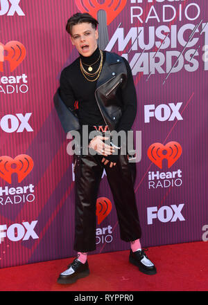 Los Angeles, USA. 14 Mär, 2019. LOS ANGELES, Ca. März 14, 2019: Yungblud am2019 iHeartRadio Music Awards, die in den Microsoft Theater. Foto: Paul Smith/Alamy leben Nachrichten Stockfoto