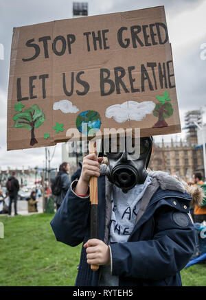 London, Großbritannien. 15. März 2019. Jugend Streik 4 Klima/Freitags für die Zukunft allgemein Klimawandel Protestaktion. Credit: Guy Corbishley/Alamy leben Nachrichten Stockfoto