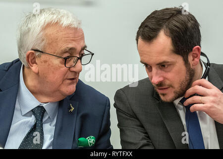 Foto Roberto Monaldo/LaPresse 15-03-2019 Roma Cronaca Convegno "L'idea di Europa" Nella foto Mario Borghezio, Nicolas Bay (Enl) Photo Roberto Monaldo/LaPresse 15-03-2019 Rom (Italien) Konferenz "Die Idee von Europa" In das Pic-Mario Borghezio, Nicolas Bay (Enl) Stockfoto