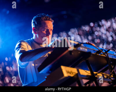 Bergen, Norwegen. 14 Mär, 2019. Norwegen, Bergen - März 14., 2019. Die norwegische indie pop band Highasakite führt ein Live Konzert an der USF Verftet in Bergen. (Foto: Gonzales Foto/Alamy leben Nachrichten Stockfoto