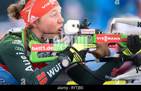 15. März 2019, Schweden, Östersund: Biathlon: Weltmeisterschaft, Training Relais Frauen. Laura Dahlmeier aus Deutschland in Aktion am Schießstand. Foto: Sven Hoppe/dpa Stockfoto