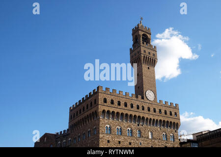 Der Palazzo Vecchio (alte Palast) eine Massive romanische Festung, ist das Rathaus von Florenz, Italien Stockfoto