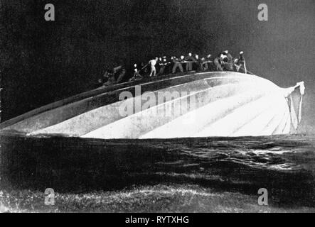 Verkehr/Transport, Luftfahrt, Luftschiff, USS Akron der amerikanischen Marine, versinkt im Atlantik vor New Jersey, 4.4.1933, Additional-Rights - Clearance-Info - Not-Available Stockfoto