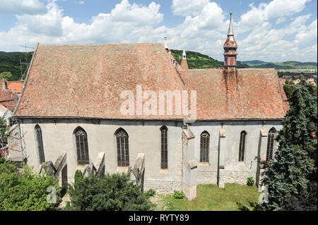 Frühgotische Biserica Manastirii Dominicane (Dominikanische Kloster Kirche) im XIII Jahrhundert in Cetatea Sighisoara gebaut (befestigte Altstadt von Sig Stockfoto