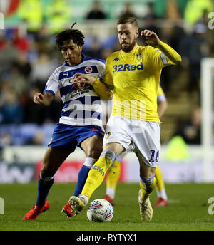 Leeds United von Pontus Jansson in Aktion mit Stockfoto