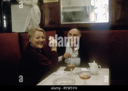 Michel Piccoli und Marianne Sägebrecht auf dem Satz der Film 'Martha et moi" unter der Regie von Jiri Weiss. Prag, 1989 Stockfoto