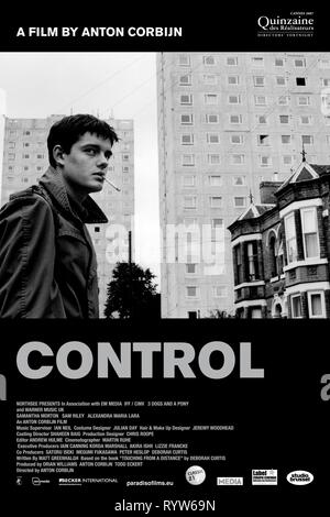Kontrolle Jahr: USA/Großbritannien 2007 Regie: Anton Corbijn Sam Riley Poster Stockfoto