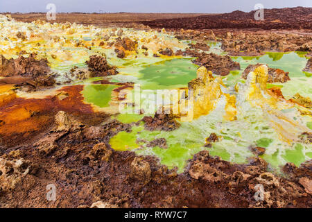 Bunte Federn von Säure in Dallol, Danakil Depression, Äthiopien, Afrika Stockfoto