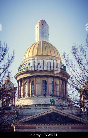 St. Isaak Kathedrale St. Petersburg. Historischen Gebäuden von St. Petersburg. Tempel. Russland, St. Petersburg, 12. April 2018 Stockfoto
