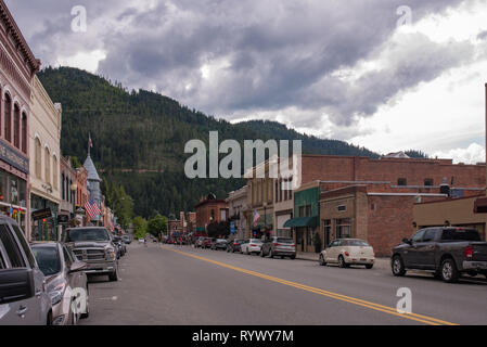 Downtown/Hauptstraße von Wallace, Idaho, eine silberne Bergbaugemeinde im Idaho Panhandle. Stockfoto