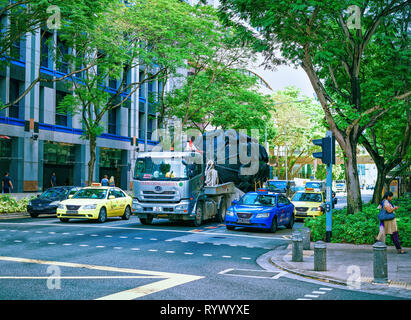 Singapur, Singapur - 1. März 2016: Neue Brücke Straße mit Autoverkehr, in Singapur. Stockfoto