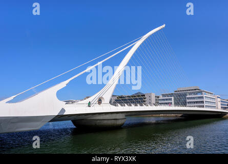 Samuel Beckett Brücke über den Fluss Liffey in Dublin, Irland Stockfoto