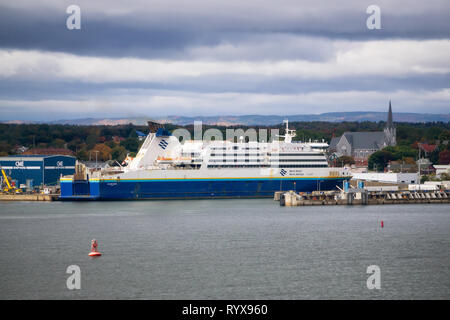 North Sydney, Nova Scotia, Kanada - Oktober 10, 2018: Blick auf die Stadt in der Nähe des Fährhafen während ein trüber Herbsttag. Stockfoto