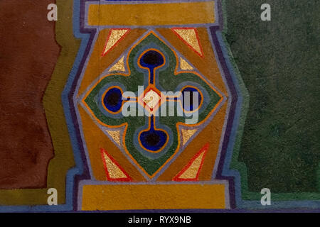 Art Nouveau ornament Stil in Zhowkwa, Ukraine. Detail eines Freskos an der Decke Stockfoto