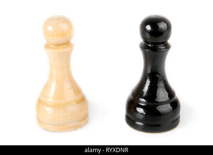 Schwarze und weiße Bauern auf weißen isoliert Stockfoto