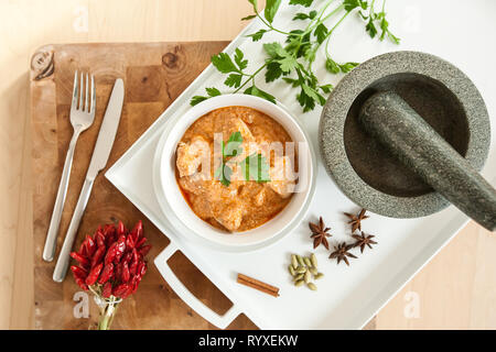 Hausgemachte leckere Butter Chicken curry Gericht Stockfoto