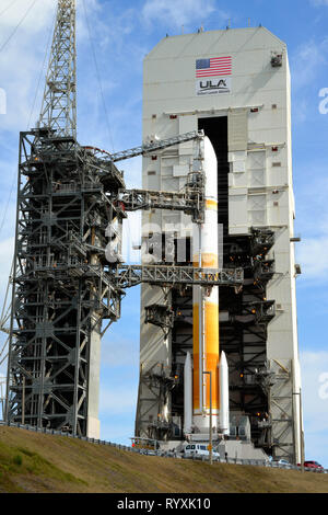 Cape Canaveral Air Force Station entfernt. Florida. USA. 15. März, 2019. Die ULA Launch Readiness Review hat heute abgeschlossen, und alles ist auf dem Weg zu die ULA Delta IV Einführung Durchführung der WGS-10 Mission für die US Air Force. Die Mission ist auf Freitag, März 15 von Space Launch Complex 37 auf Cape Canaveral Air Force Station in Florida zu heben. Die heutige Prognose zeigt eine 80-prozentige Chance auf günstige Wetterbedingungen für starten. Das startfenster beginnt um 6:56 Uhr ET und erstreckt sich bis 9:05 Uhr ET. Foto Julian Porree/Alamy leben Nachrichten Stockfoto