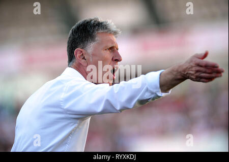 Prag, Tschechische Republik. 28 Mai, 2017. Trainer von Slavia Praha Jaroslav Silhavy Feiern nach dem Gewinn der Tschechischen erste Liga 2016-2017. Slavia Praha tschechische Fußball-Meister von 2016-2017 am Samstag, den 27. Mai 2017 in Prag, als sie in der letzten Runde FC Brno 4:0 schlagen. Credit: Slavek Ruta/ZUMA Draht/Alamy leben Nachrichten Stockfoto