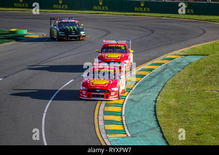 Melbourne, Victoria, Australien. 15 Mär, 2019. FIA-Formel-1-Weltmeisterschaft 2019 - Formel Eins Rolex Australian Grand 400 Prix-Beaurepaires Melbourne - Melbourne - Rennen drei der Jungfrau australische Supercars Championship Race Start-Nr. 17 Scott McLaughlin Racing für Shell V-Power Racing Team - diesem Team Penske Fahren seines Ford Mustang. Credit: Brett Keating/Alamy leben Nachrichten Stockfoto