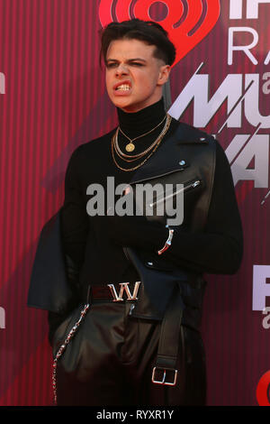 Los Angeles, CA, USA. 14 Mär, 2019. LOS ANGELES - Mar 14: Yungblud am iHeart Radio Music Awards - Ankunft auf der Microsoft Theater am 14. März 2019 in Los Angeles, CA Credit: Kay Blake/ZUMA Draht/Alamy leben Nachrichten Stockfoto