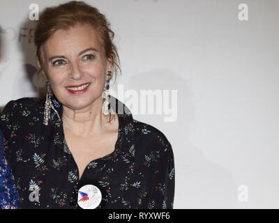 Paris, Frankreich. 15 Mär, 2019. Valérie Trierweiler nimmt im Don' Aktionen Nationale zeichnen an der Secours Populaire Français in Paris am 15. März 2019. Quelle: Bernard Menigault/Alamy leben Nachrichten Stockfoto