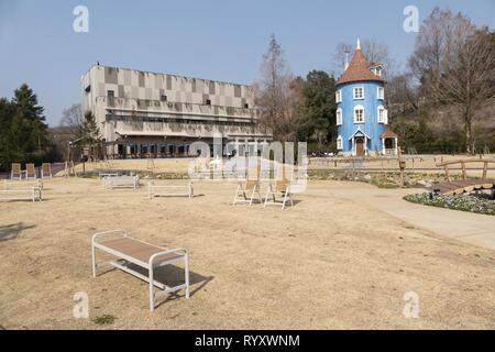 Saitama, Japan. 16 Mär, 2019. Die neuen Moominvalley Theme Park öffnet sich der Öffentlichkeit in Saitama. Der neue Themenpark in der British-Finnish animierte Familie Drama Serie Moominvalley inspiriert eröffnet heute (16. März) in der Stadt von Hanno, Saitama, in der Nähe von Tokio. Credit: Rodrigo Reyes Marin/ZUMA Draht/Alamy leben Nachrichten Stockfoto