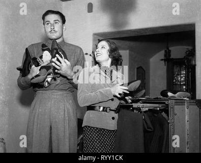 Errol Flynn und seine erste Frau, die französische Schauspielerin Lili Damita. Sie wurden von 1935-1942 verheiratet, ca. (1938) Datei Referenz # 33751 895 THA Stockfoto