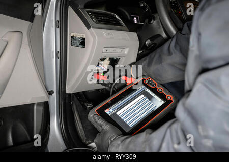 OBD Scanner für Automotive Testing, Port & Grafische Anzeige Stockfoto