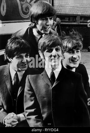 STARR, Harrison, LENNON, mccartney, einen harten Tag Nacht, 1964 Stockfoto