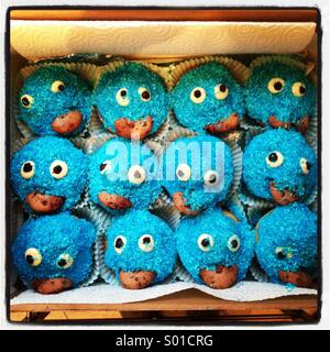 Cookie Monster Muffins Stockfoto