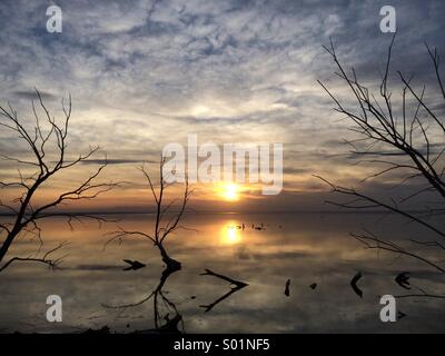 Sonnenuntergang an der Saltonsee California Stockfoto