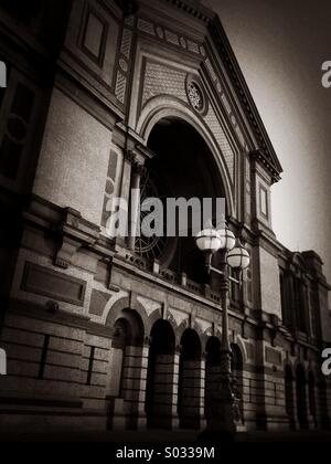 Alexandra Palace, bekannt als das Volk Palast oder "Ally Pally"; der Geburtsort des Fernsehens. Stockfoto