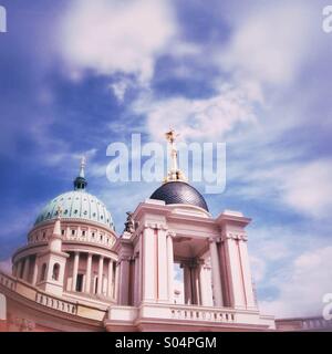 Brandenburger Landtag und Nikolaikirche, Potsdam, Deutschland Stockfoto