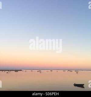 Provincetown Harbor bei Sonnenuntergang in Cape Cod, Massachusetts. Stockfoto