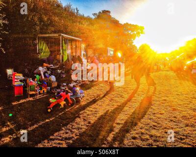 Am frühen Morgen auf der Boot Messe Stockfoto
